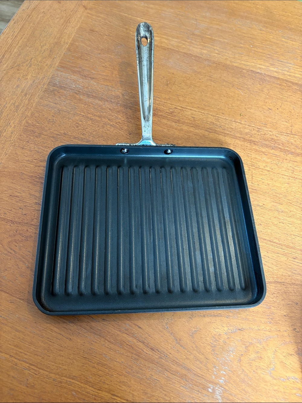 Preowned All-Clad grill pan